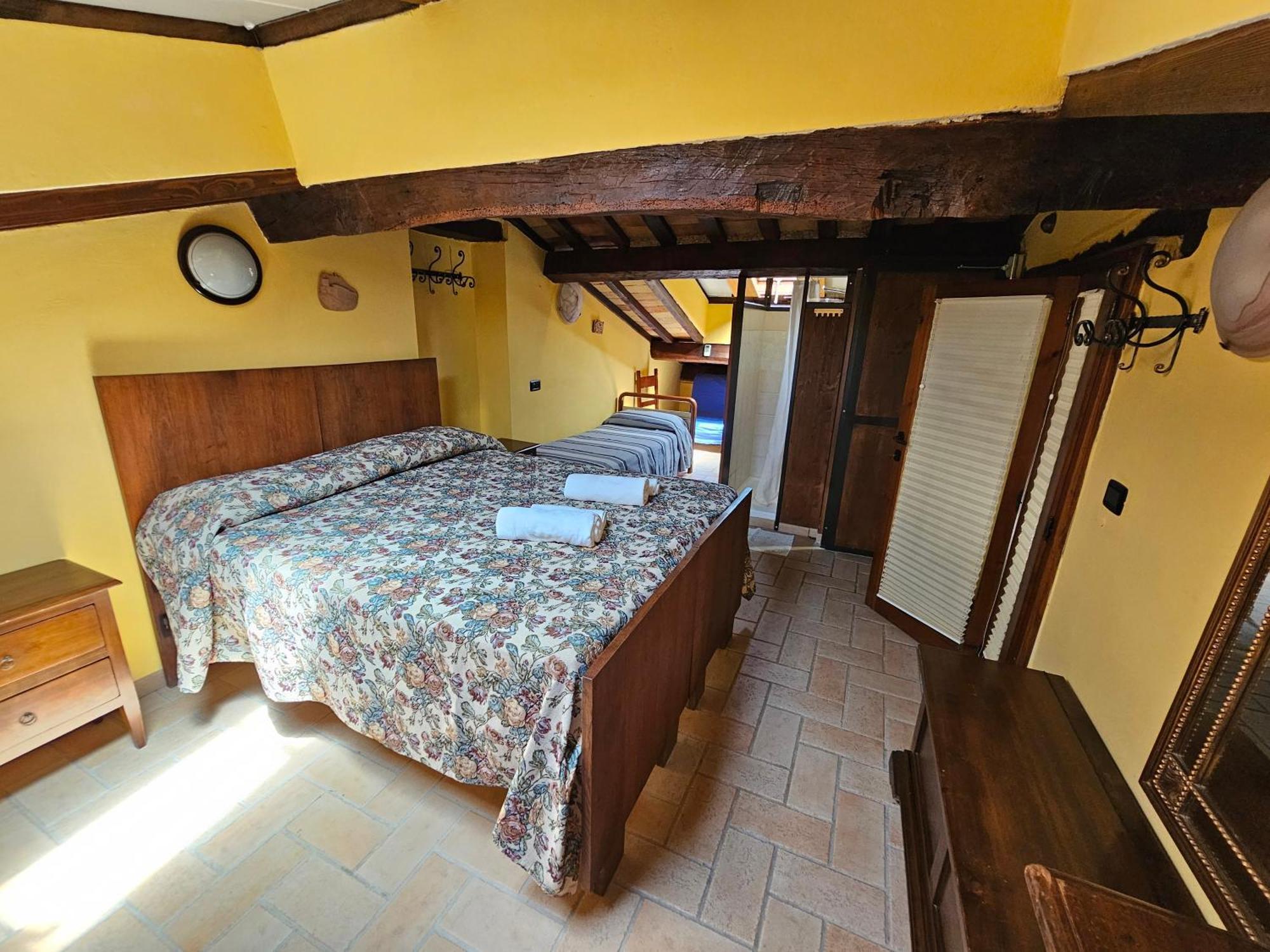 Agriturismo Ca Serrantonio - Ferri Appartamento Rossini Урбания Екстериор снимка