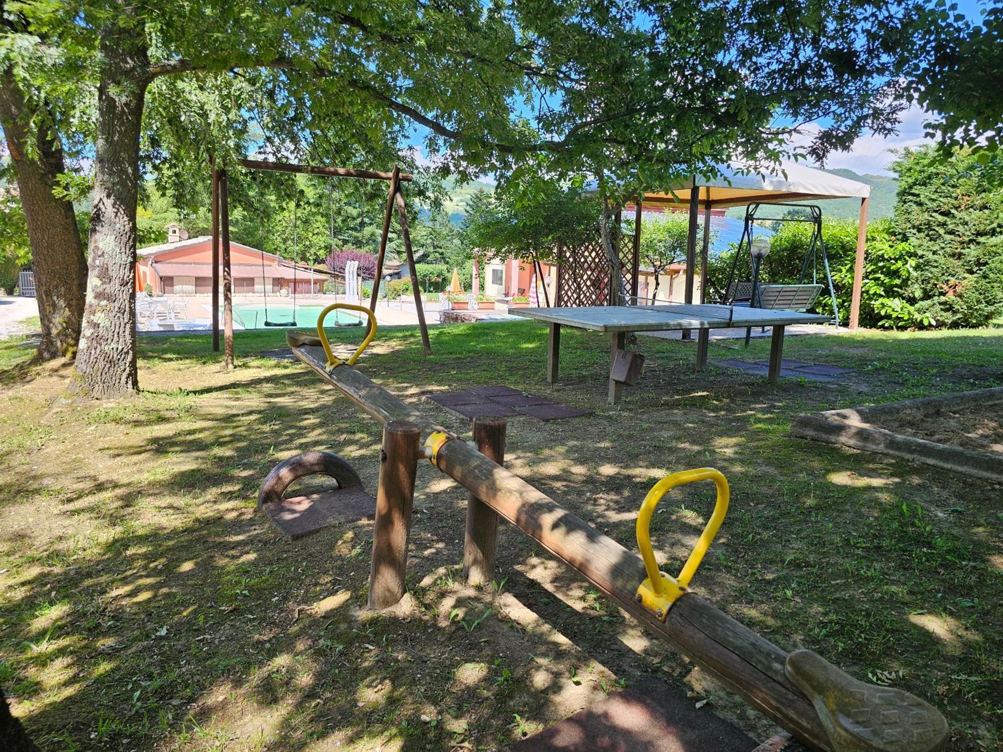 Agriturismo Ca Serrantonio - Ferri Appartamento Rossini Урбания Екстериор снимка